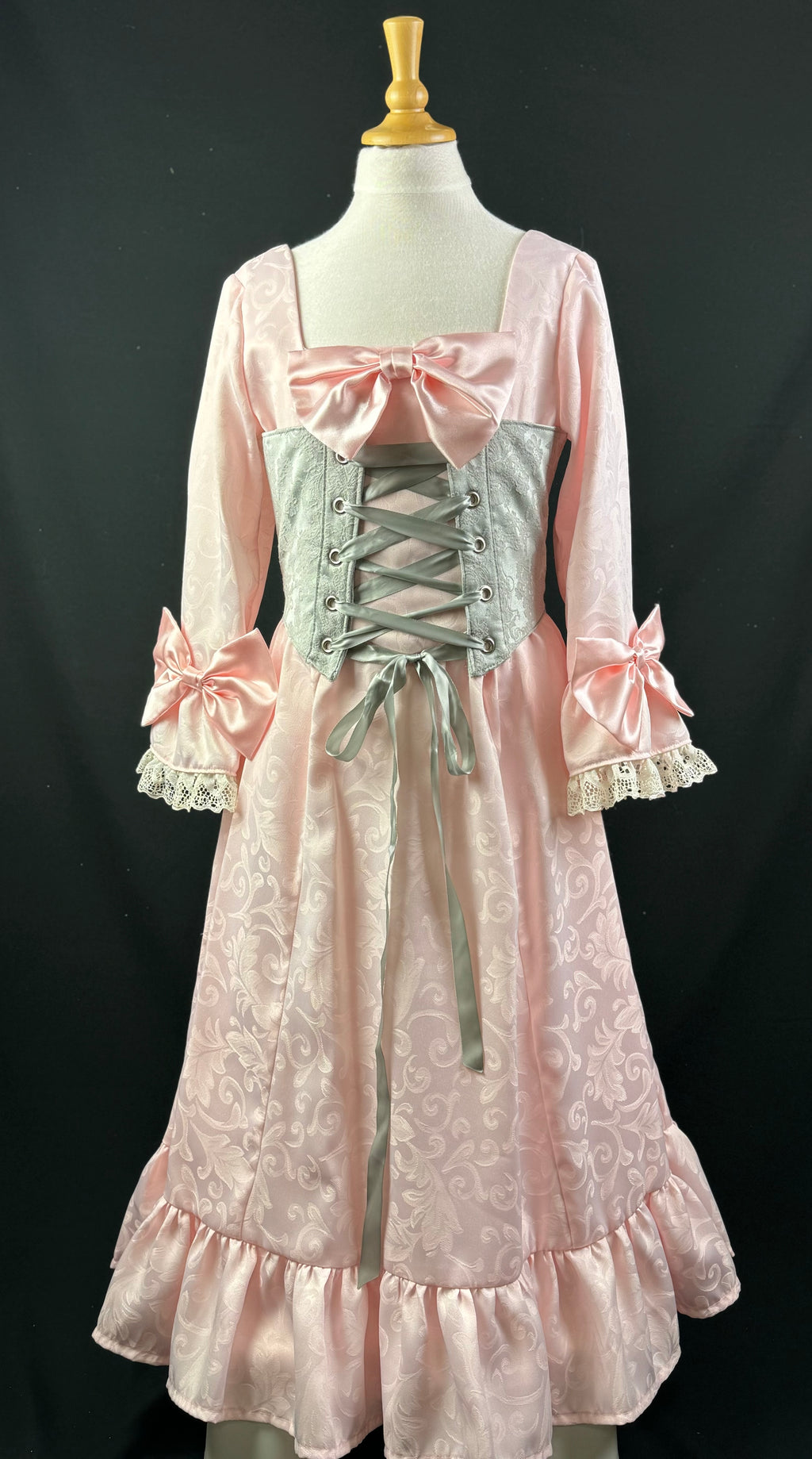 Elizabethan Inspired
