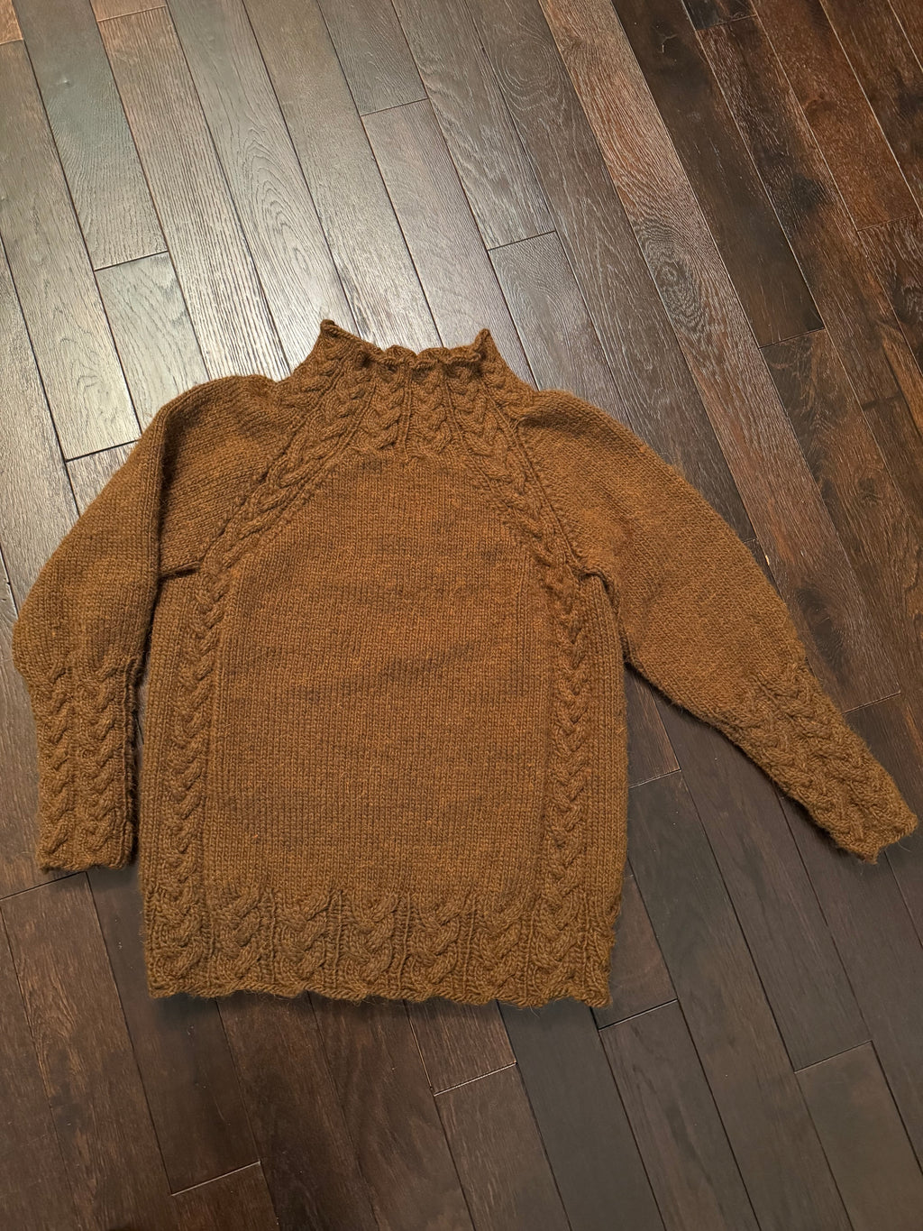 Alpaca cabled pullover