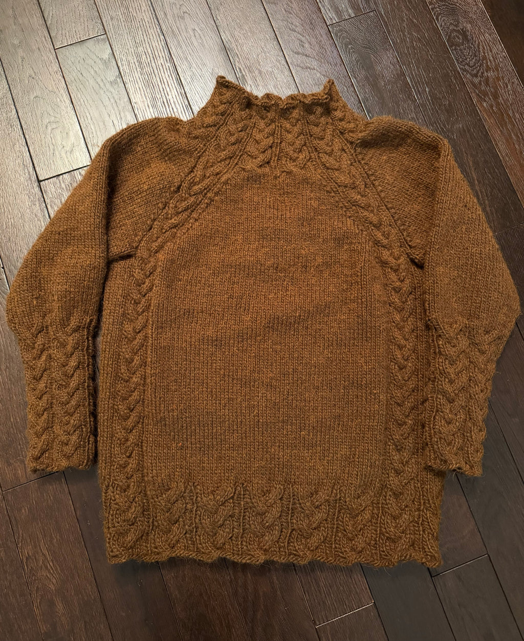 Alpaca cabled pullover